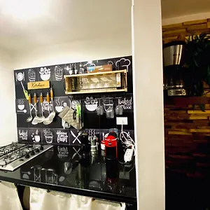 moroni-trastevere-cozy-apartment.it-romehotels.com/